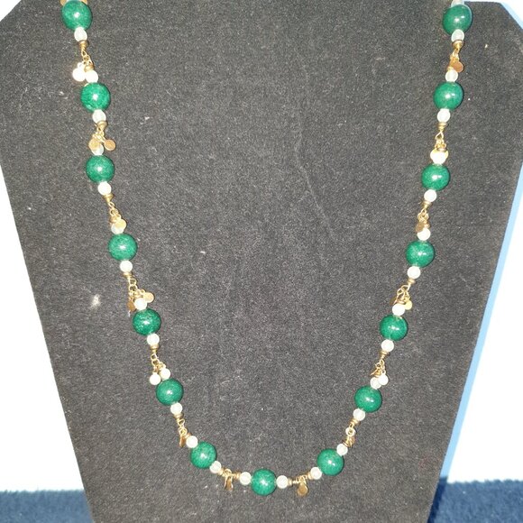 ✨ Vintage Aventurine & Milky Quartz Gold Tone Necklace – Boho Natural Aventurine - Picture 6 of 12